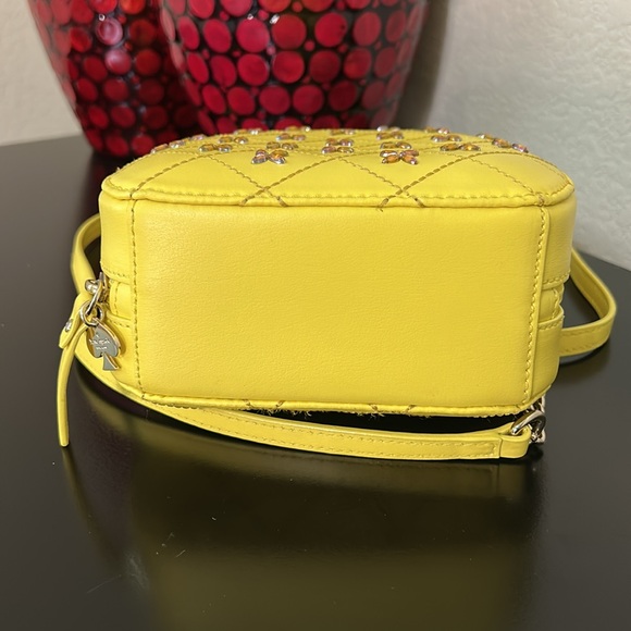 SOLD Kate Spade How Refreshing Pineapple Crossbody - Picture 8 of 12